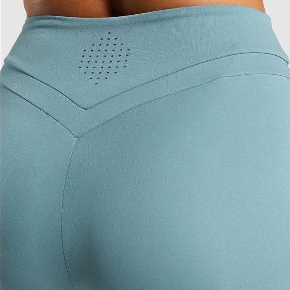 Whitney Simmons Gymshark Legging - Picture 2 of 8